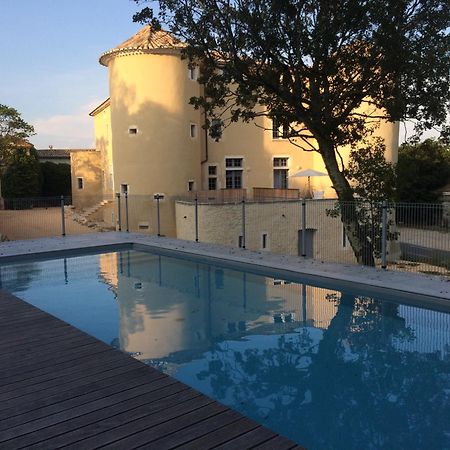 Appartement 4 Personnes Dans Chateau Avec Piscine Lussan  Eksteriør billede
