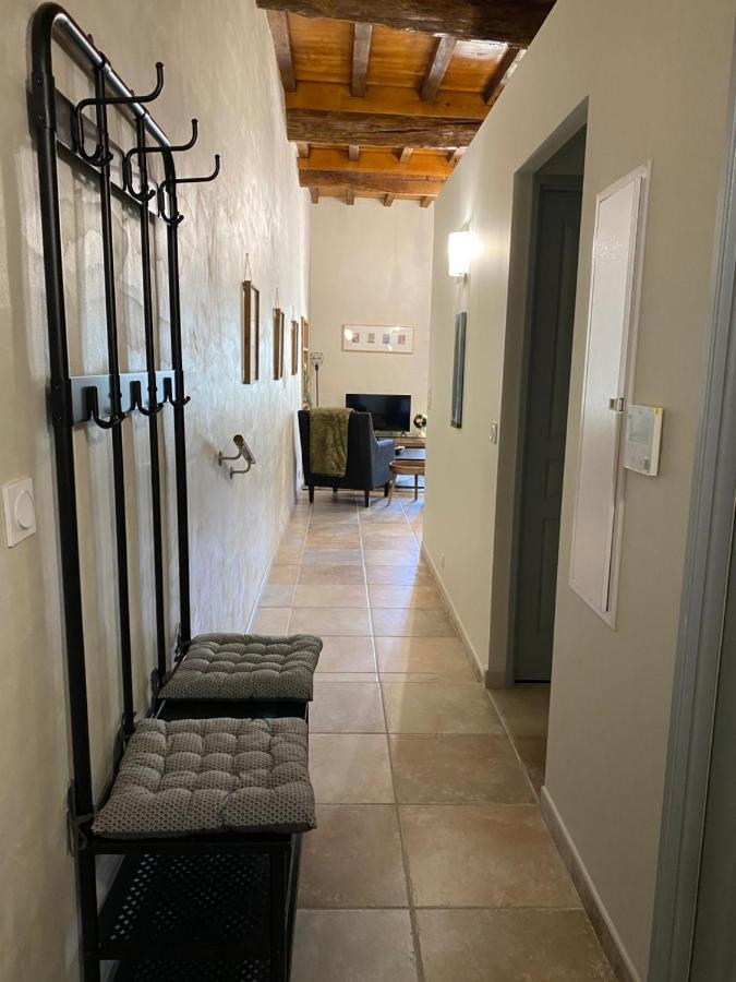 Appartement 4 Personnes Dans Chateau Avec Piscine Lussan  Eksteriør billede